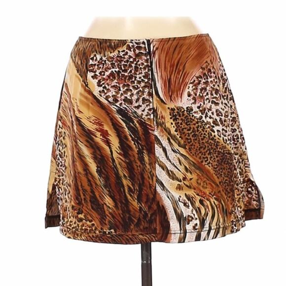 Racquets Sportswear wild animal mini skirt, size med - Picture 2 of 8